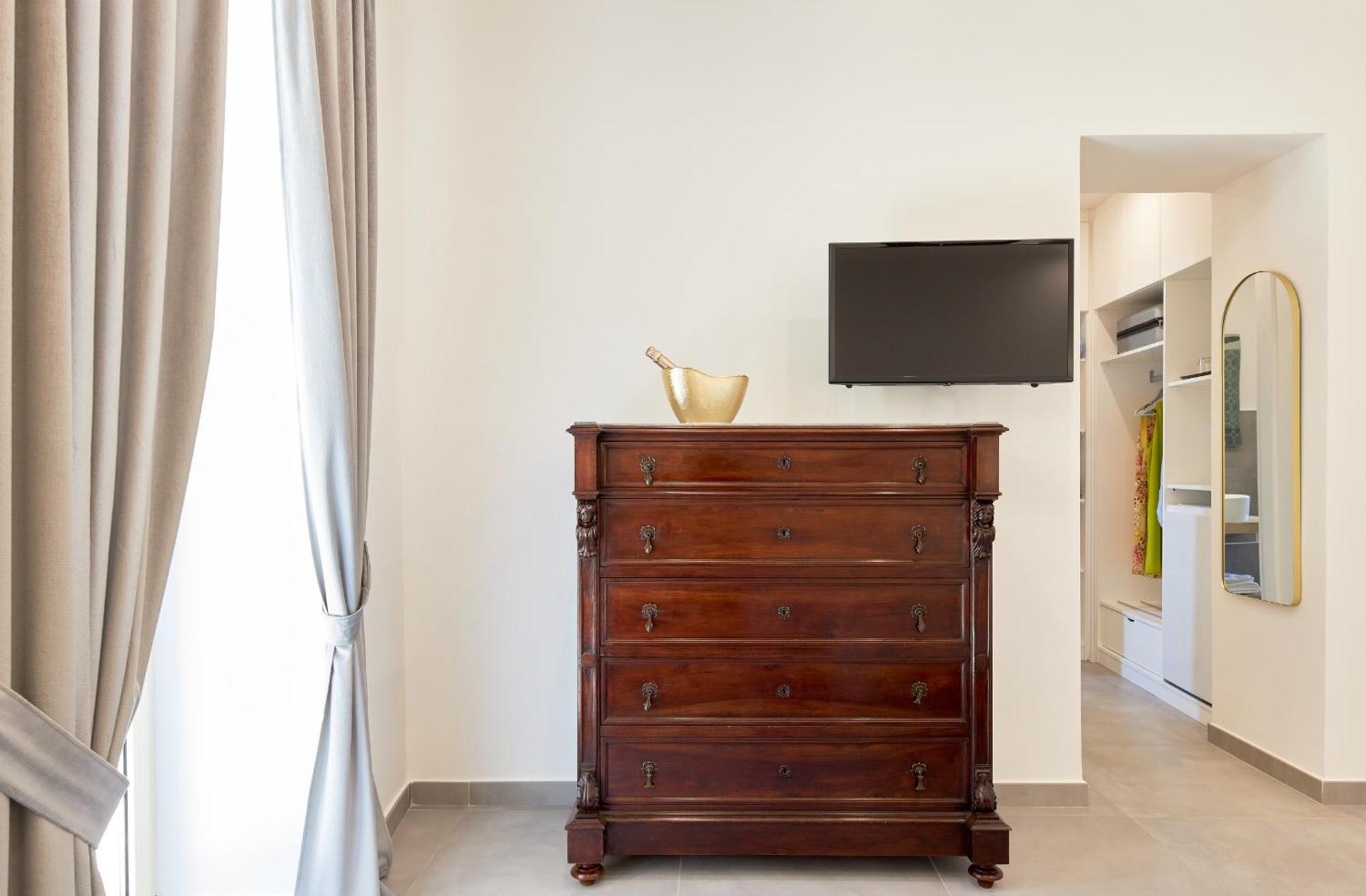 Residenza D'Epoca Tamara Aparthotel Castellabate Ngoại thất bức ảnh