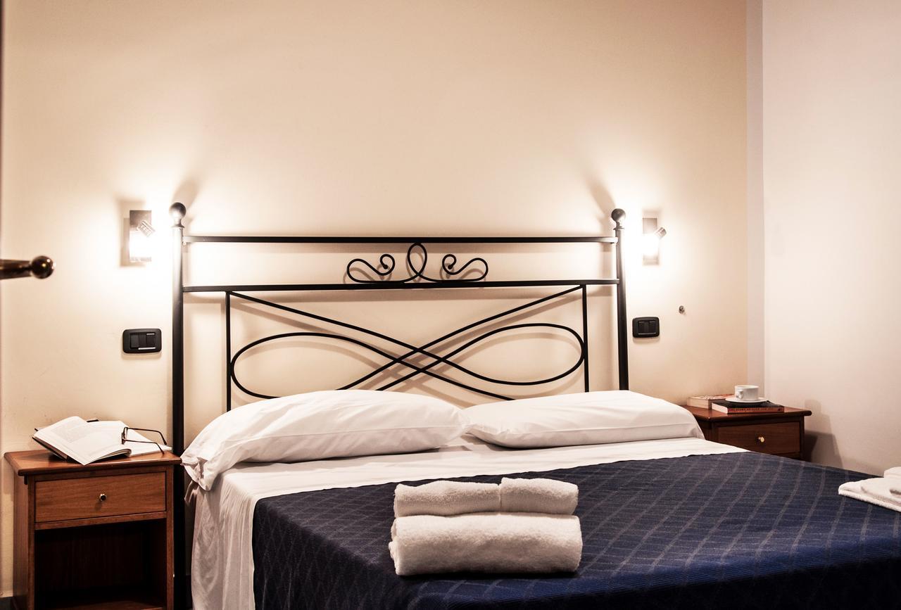 Residenza D'Epoca Tamara Aparthotel Castellabate Ngoại thất bức ảnh