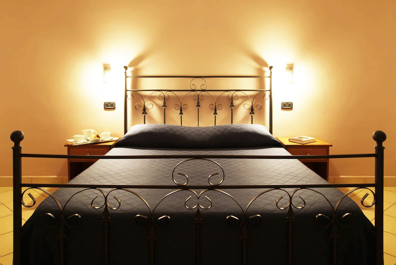 Residenza D'Epoca Tamara Aparthotel Castellabate Ngoại thất bức ảnh